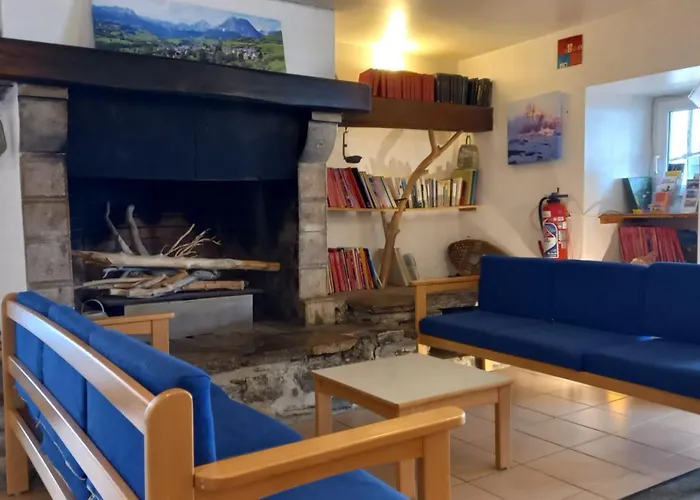Refuge De L'aberouat Hostel