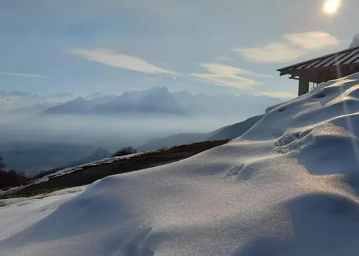 Refuge De L'aberouat * Lescun